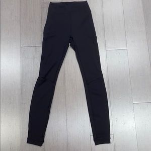 Brand new Lululemon high-rise leggings
